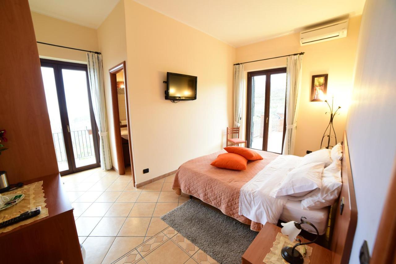 B&B Dimora Dell' Etna Milo Kültér fotó